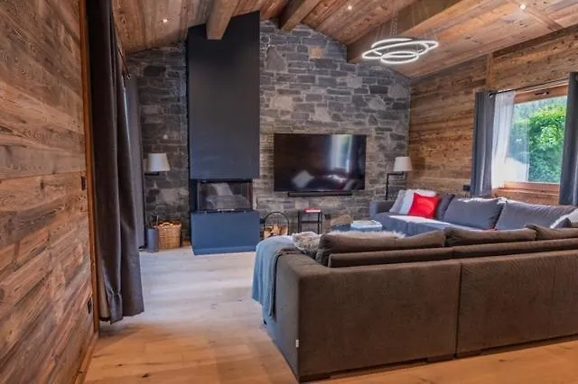 Amazing Chalet With Hot Tub Sauna And Panoramic View Chamonix Frankrijk